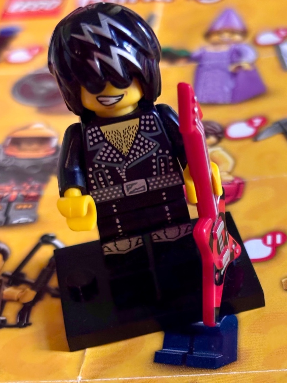LEGO SERIES 12 "Rock Star" col190 with stand, pamphlet and accessories